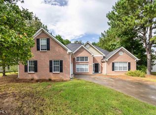 5035 Victoria Park Dr, Loganville, GA 30052