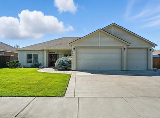 8901 W Clearwater Pl, Kennewick, WA 99336