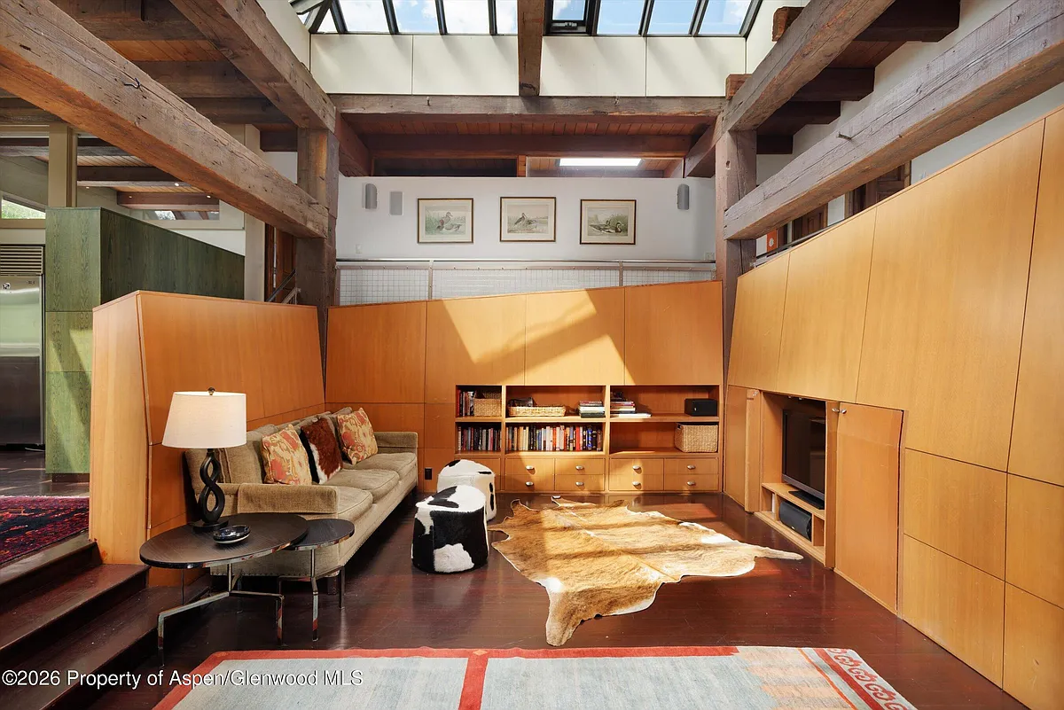 Building Photo - 845 Aspen Oak Dr