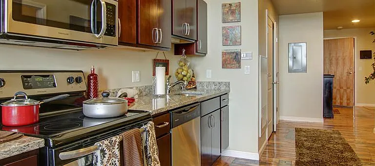 Riverbank Lofts — Photo 5