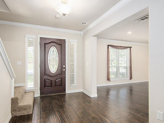 3rd image of 20727 Atascocita Shores Dr