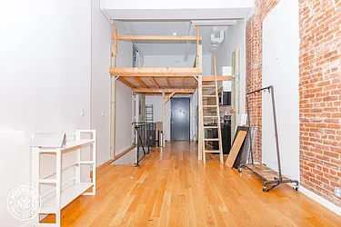 Rented by MySpaceNYC