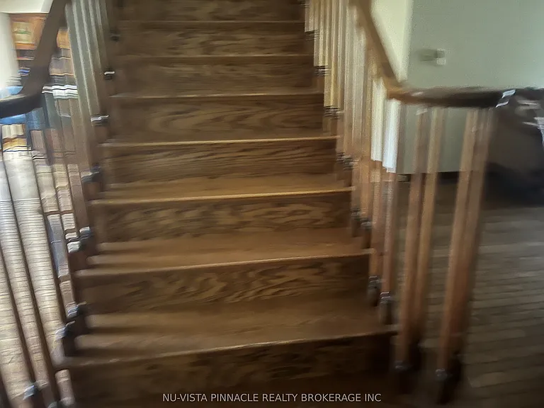 101 Castlegrove Blvd — Photo 18