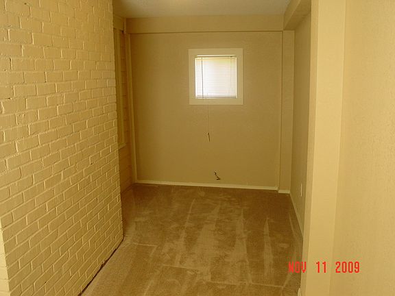 Game Room/Office/Extra Bedroom