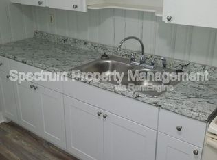 4 Front Pl #1, Waterville, ME 04901