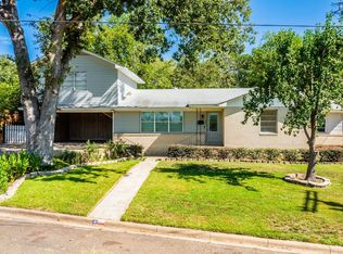 500 Mustang Dr, Gladewater, TX 75647