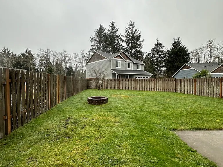 1670 Westwind Cir — Photo 51