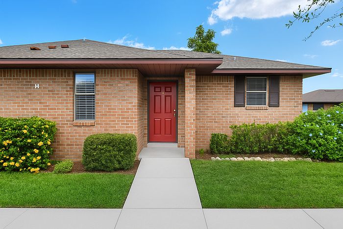 1st image of 2113 Cabernet Ct #2113