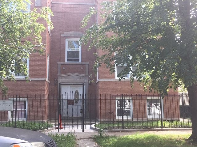 1st image of 3451 W Evergreen Ave #2