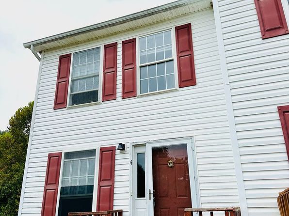 251 Hunter Hills Cir APT 4