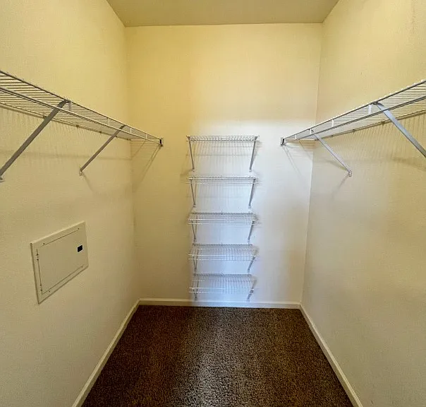 Walk in closet