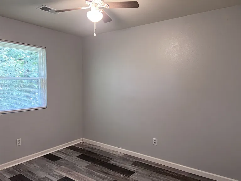 139 Rockyreef Cir — Photo 9