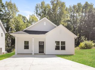 7712 Shadow Lawn Rd, Charlotte, NC 28269