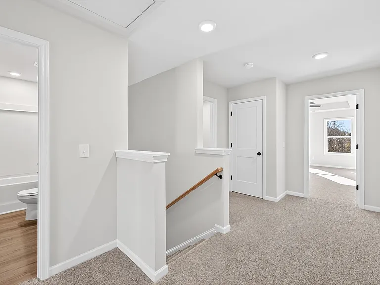 548 Madison St — Photo 22