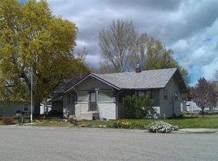 302 W 1st St N, Middleton, ID 83644