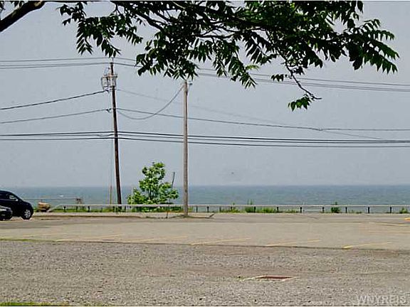 3rd image of 4200 Lasalle Ave