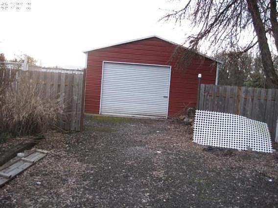 2nd image of 2720 Firwood Ln