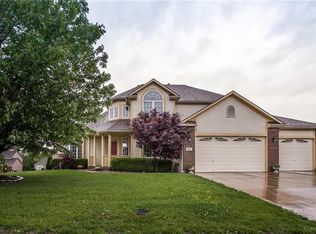 934 Hedge Apple Pl, Raymore, MO 64083