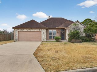 3720 Champions Dr, Beaumont, TX 77707