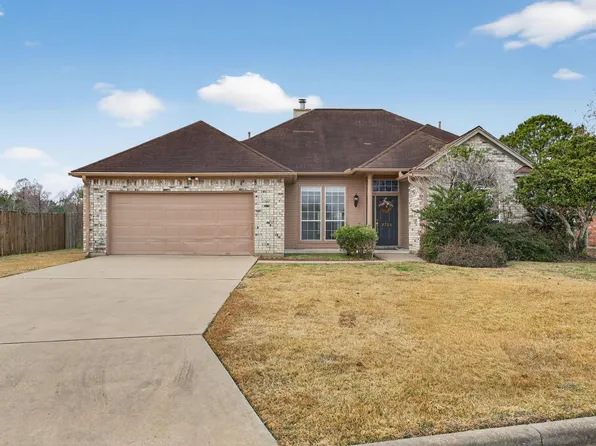 3720 Champions Dr, Beaumont, TX 77707