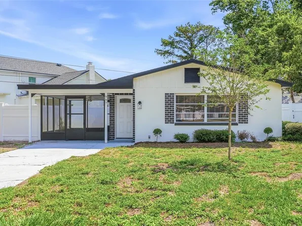997 Cedarwood Ave, Dunedin, FL 34698