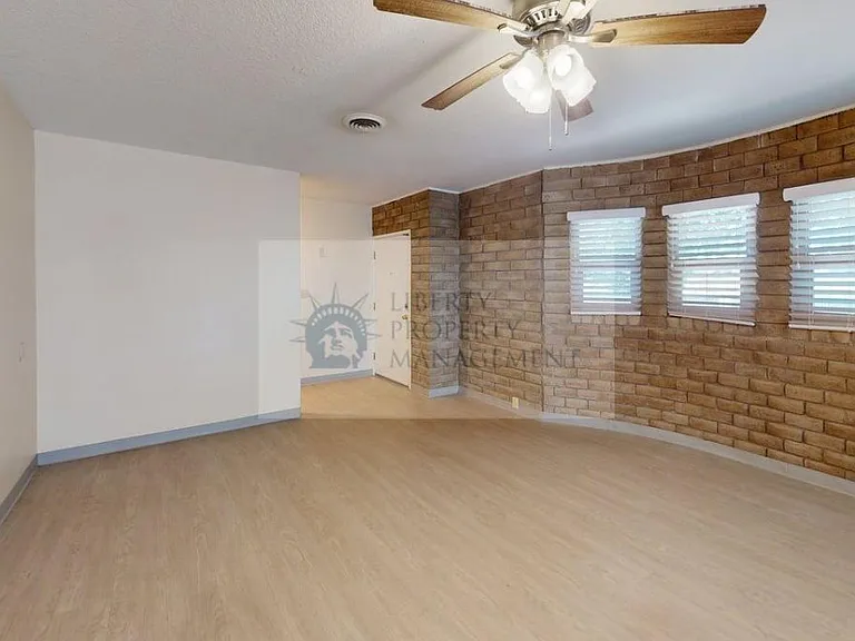 3349 Dakota Ave — Photo 4
