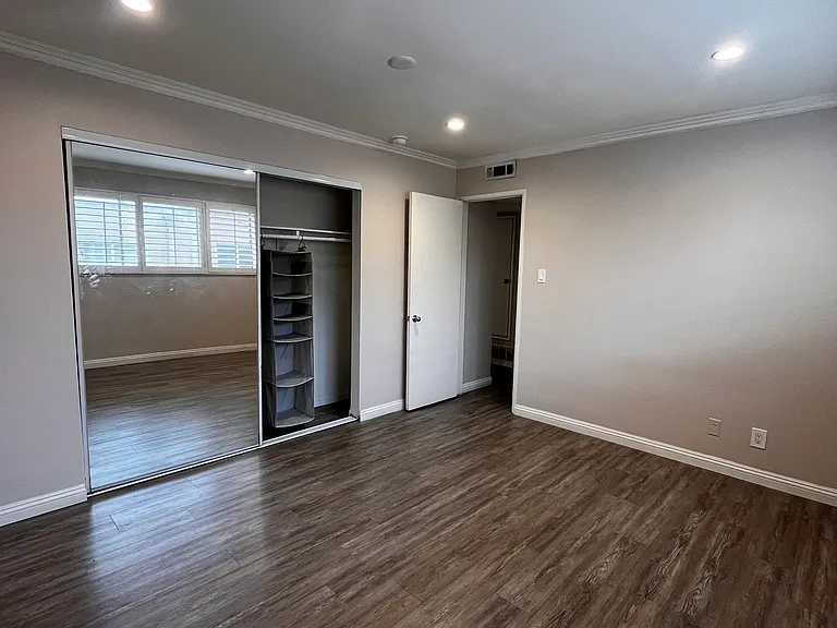 442 S Rexford Dr — Photo 7
