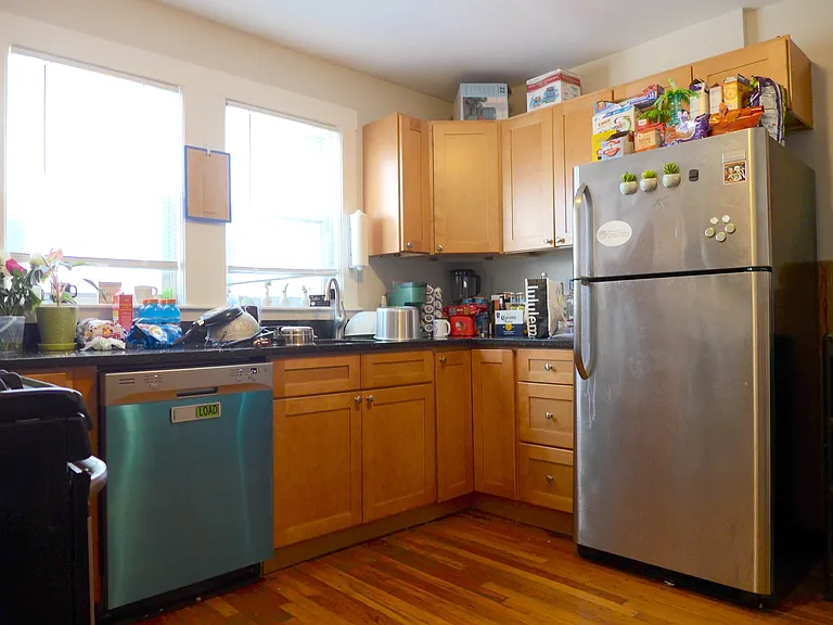 808 Parker St #1 — Photo 7