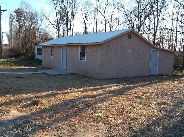 2nd image of 8160 Old Us Highway 441
