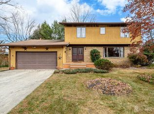 3 Fern Pl, Milltown, NJ 08850