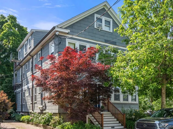116-118 Fayerweather St #1, Cambridge, MA 02138