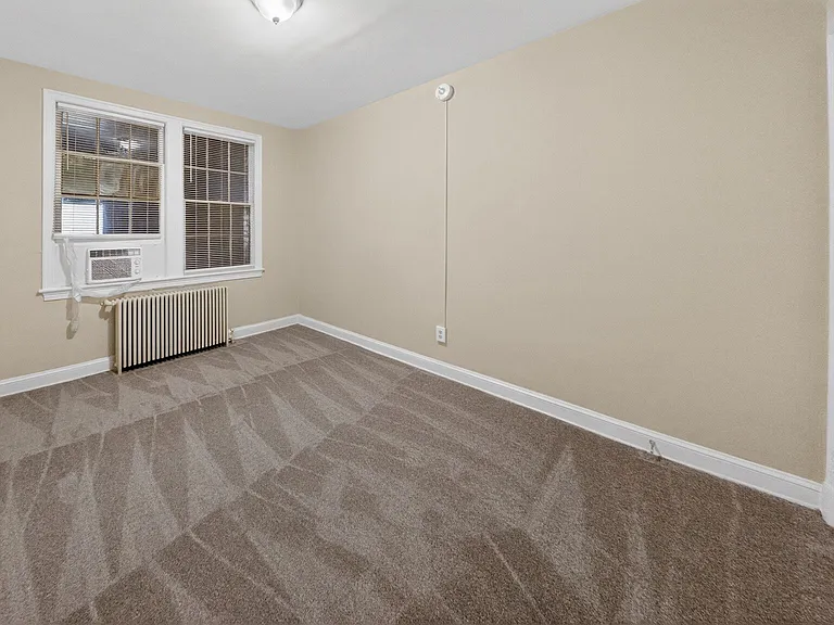 1421 Staples St NE #2 — Photo 10