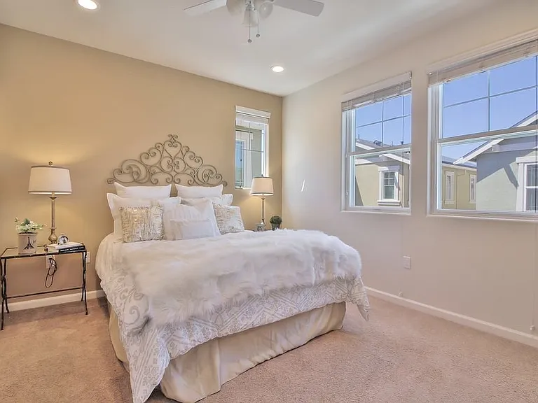2913 Pescadero Ter — Photo 24