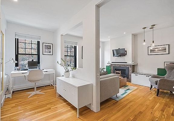 4th image of 473 W 21st St #2