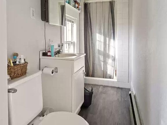 3rd image of 1603 Willis Ave #2