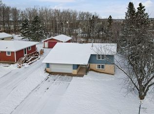 811 Almac Dr, Proctor, MN 55810