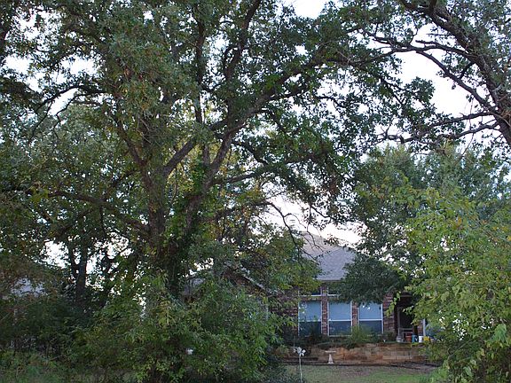 4th image of 408 Brookside Dr