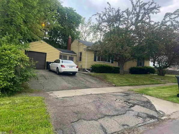 2413 Reid St, Flint, MI 48503