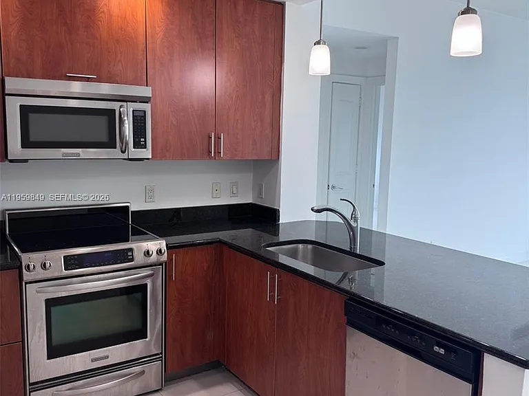 315 NE 3rd Ave #1905 — Photo 2