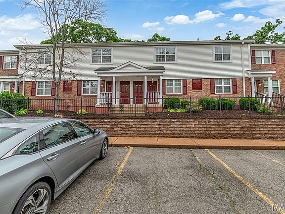 2nd image of 9179 N Swan Cir