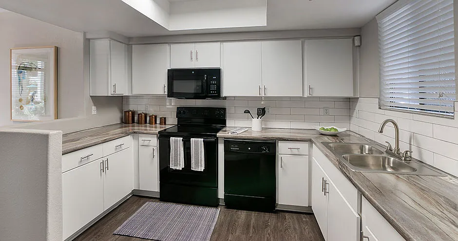The Heritage Apartment Homes — Photo 1