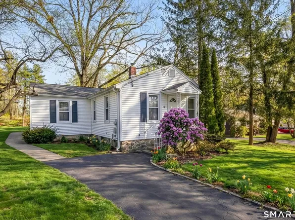 34 Lakeview Avenue, Cheshire, CT 06410