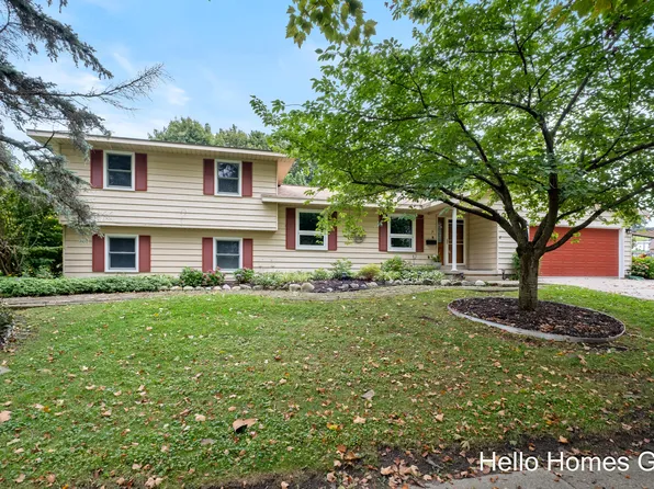 2480 Lafayette Ave NE, Grand Rapids, MI 49505