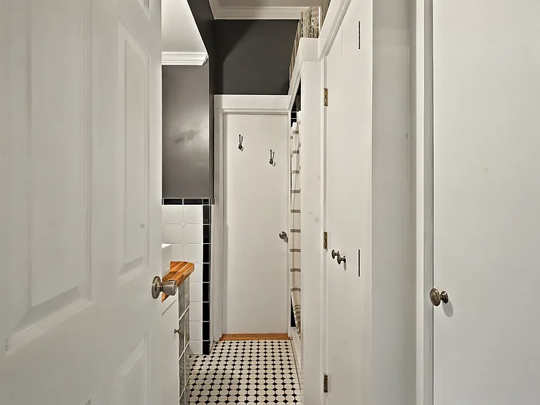100 Marlborough St #1B — Photo 19