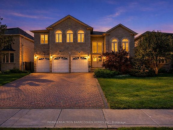 2nd image of 19 Risebrough Ave