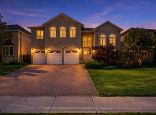 19 Risebrough Ave, Toronto, ON M2M2E2