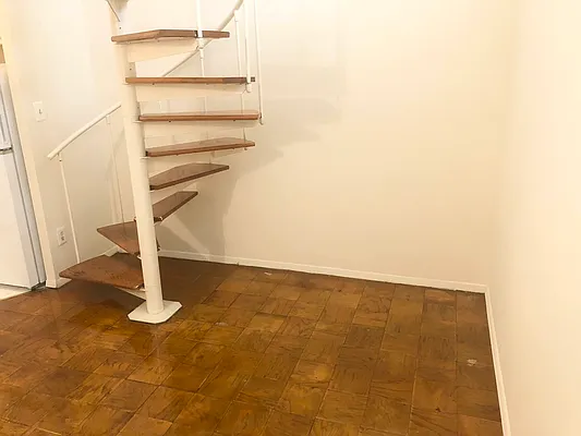 Rented by Metropolitan Property Group | media 8