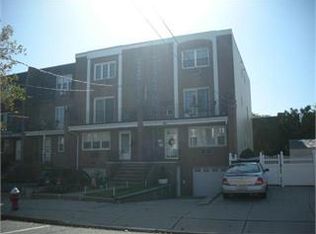 46 W 56th St #1, Bayonne, NJ 07002
