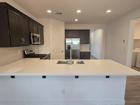 8823 W Pasadena Ave, Glendale, AZ 85305