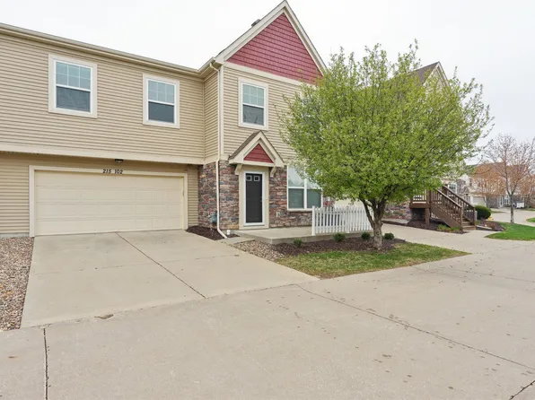 215 80th St Unit 102, West Des Moines, IA 50266